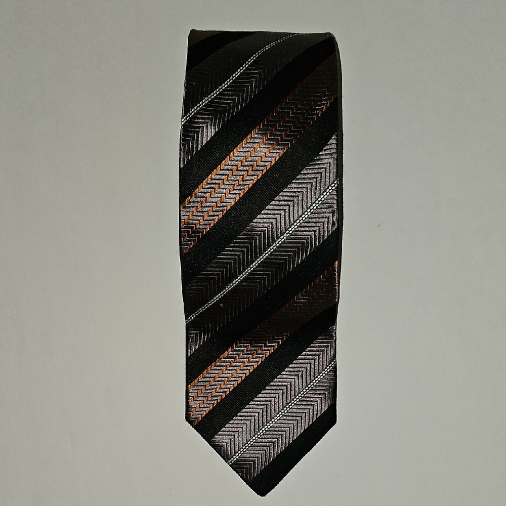 Gianfranco Ferre Men's Black and Gray Striped Tie